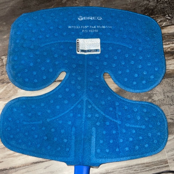 Breg Polar Care Kodiak Ice Therapy Machine W/ Pad power cord No straps included - Picture 4 of 8